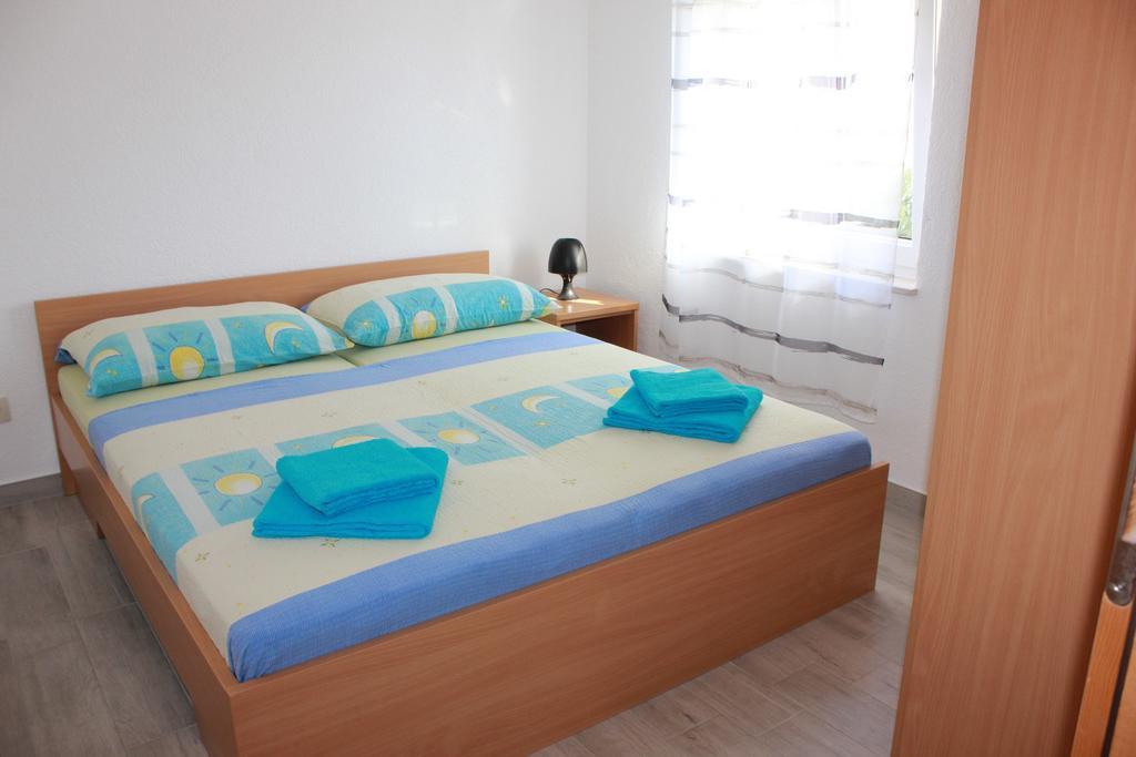 Roko Apartment *