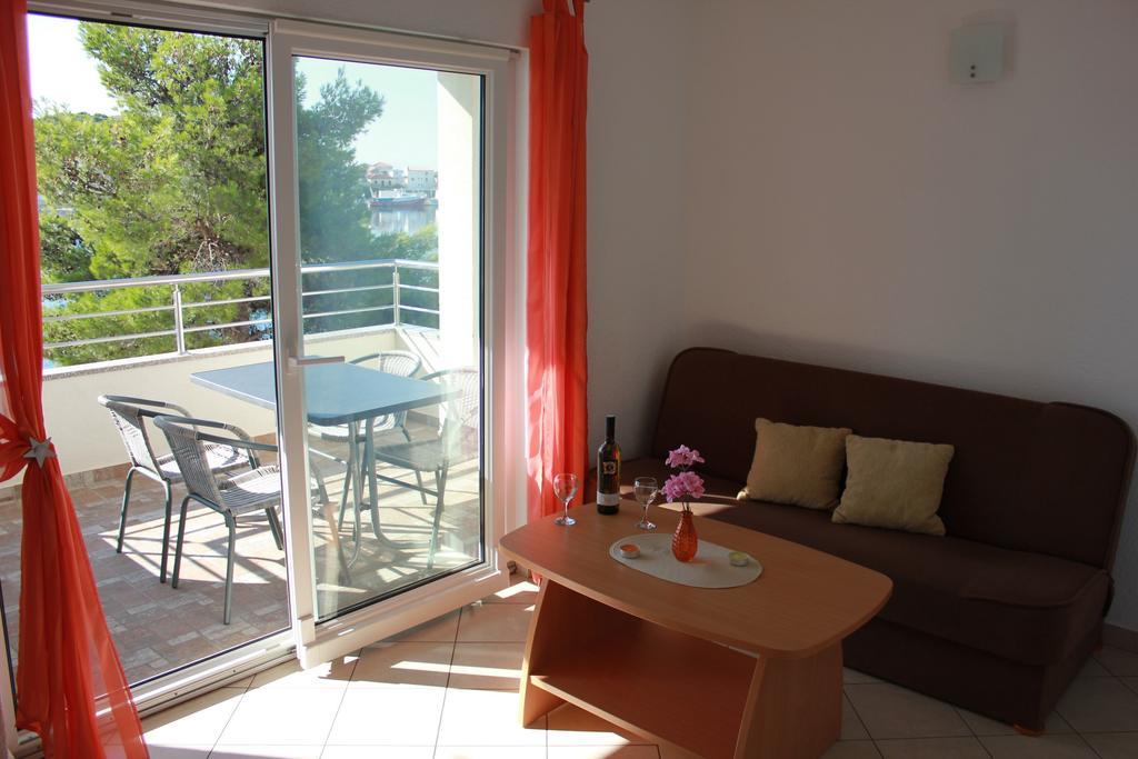 Roko Apartment